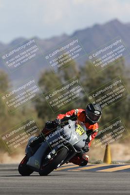 media/Oct-13-2025-Moto Forza (Mon) [[a66d839500]]/2-A Group/Session 4 Turn 7/